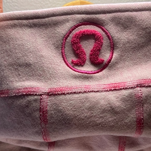 Rare Vintage limited Edition - Lululemon Scuba Hoodie - Size 2 - Passion Pink - Picture 7 of 10